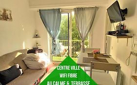 Au Petit Repere Palois -Studio - Centre Ville-Balcon-Wifi Fibre